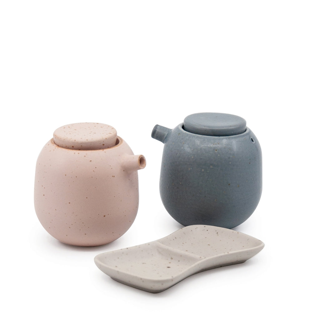 Ikana Divided Dish and Soy Bottles Set of 3 salt&pepper