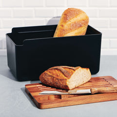 salt&pepper Hudson Bread Bin with Cutting Board Lid
